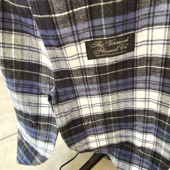 The Vermont Country Store Blue Plaid Button-Up Night Gown - Picture 7 of 12